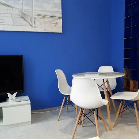 Apartament Mare Centrum グディニャ
